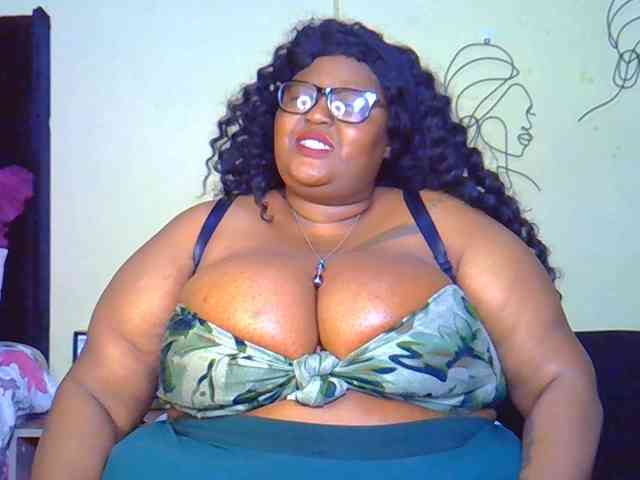 BellyGoddess webcam
