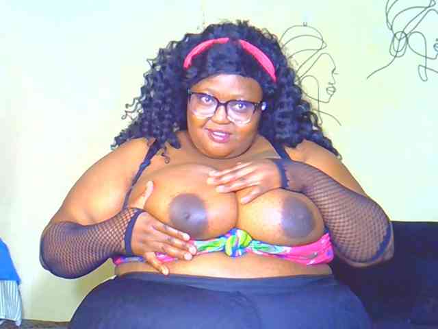 BellyGoddess webcam