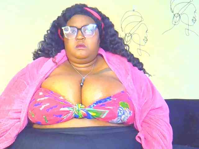 BellyGoddess webcam