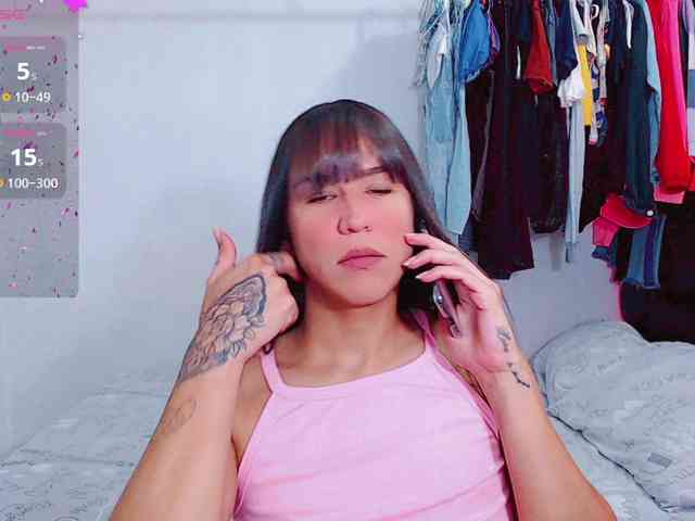 vikynaughty