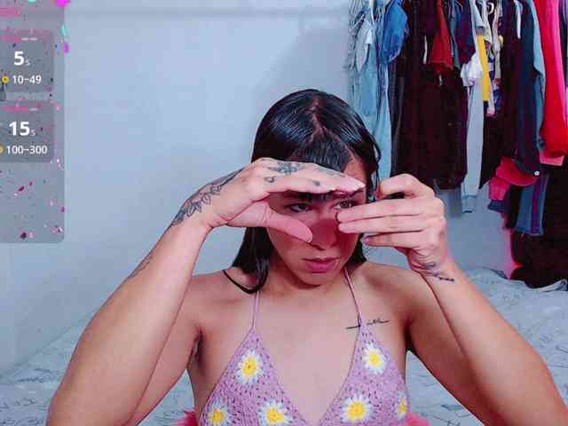 vikynaughty