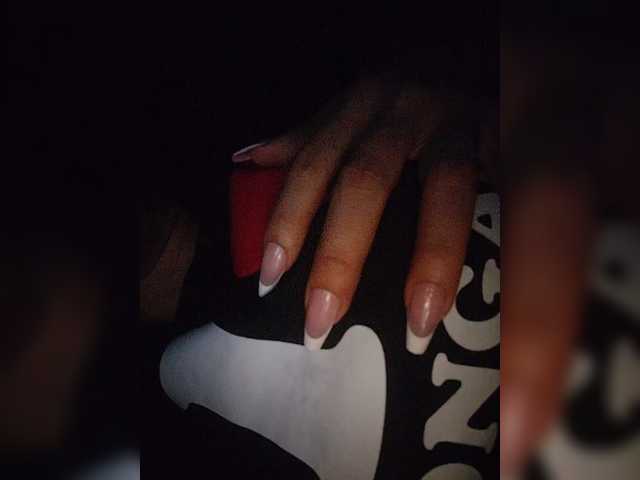 NinaBelluschi's BongaCams show and profile