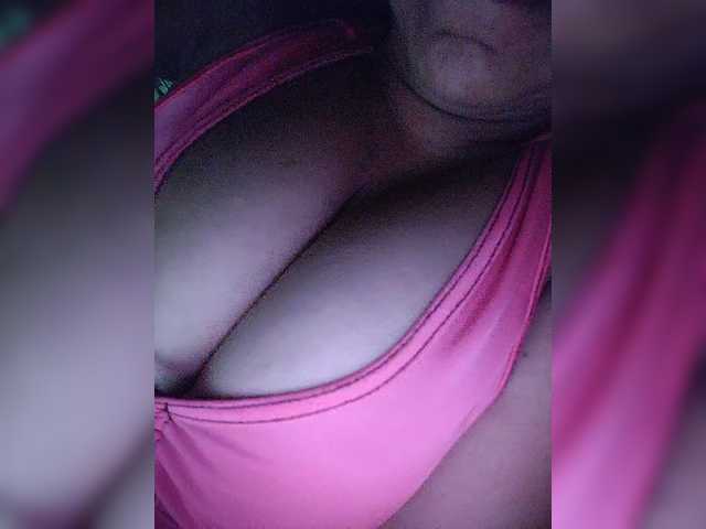 NinaBelluschi's BongaCams show and profile