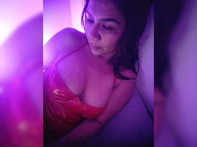 NinaBelluschi live cam on BongaCams