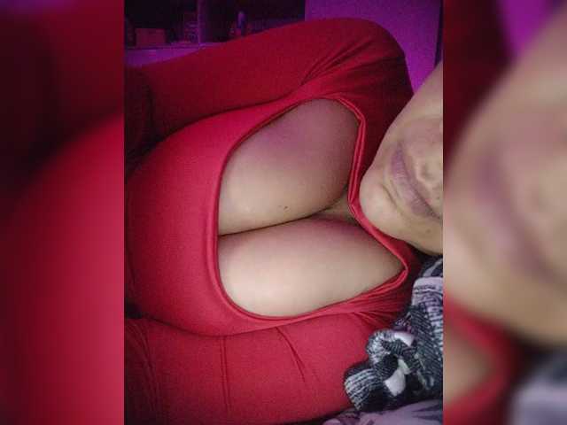NinaBelluschi live cam on BongaCams