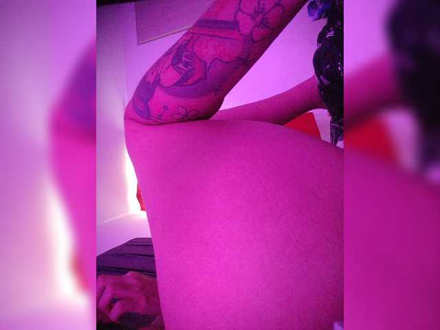 NinaBelluschi live cam on BongaCams