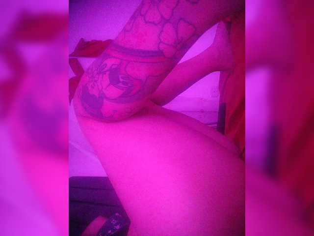 NinaBelluschi live cam on BongaCams