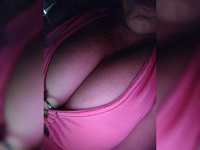 NinaBelluschi's BongaCams show and profile