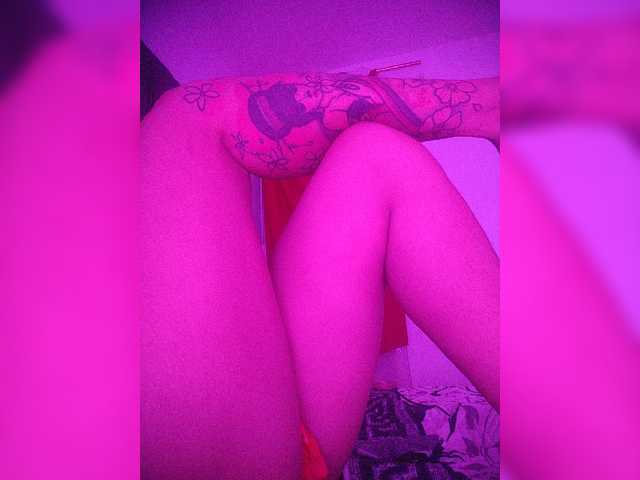 NinaBelluschi live cam on BongaCams