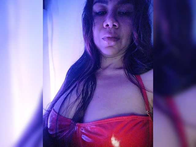 NinaBelluschi live cam on BongaCams