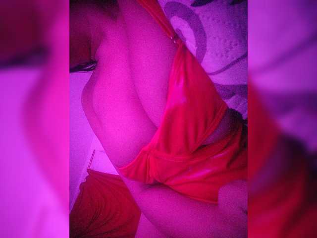 NinaBelluschi live cam on BongaCams