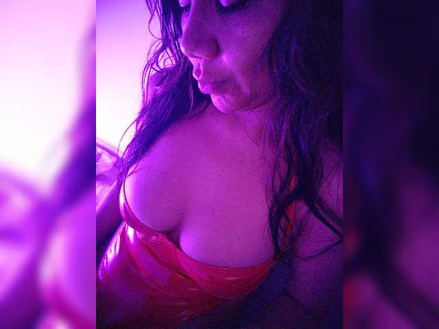 NinaBelluschi live cam on BongaCams