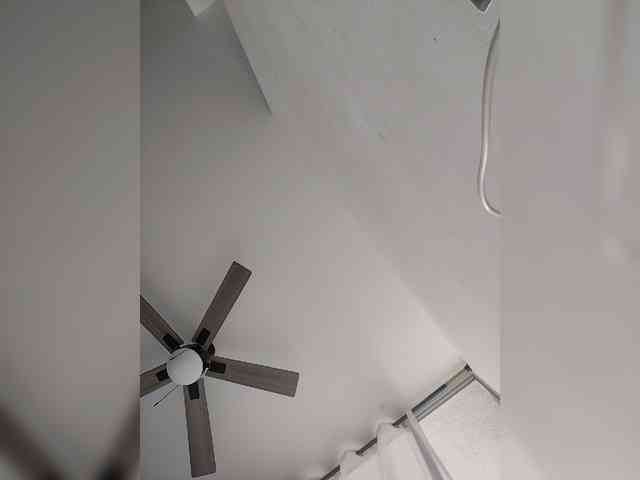 NinaBelluschi webcam