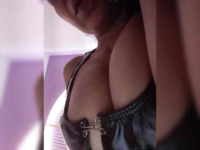 NinaBelluschi webcam