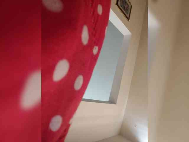 NinaBelluschi webcam