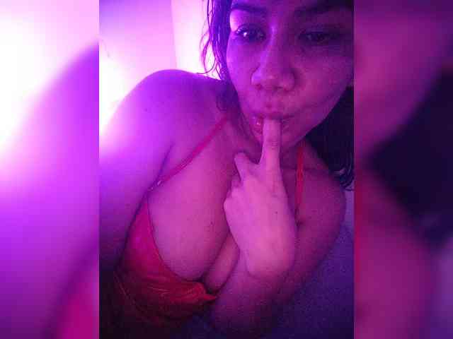 NinaBelluschi webcam