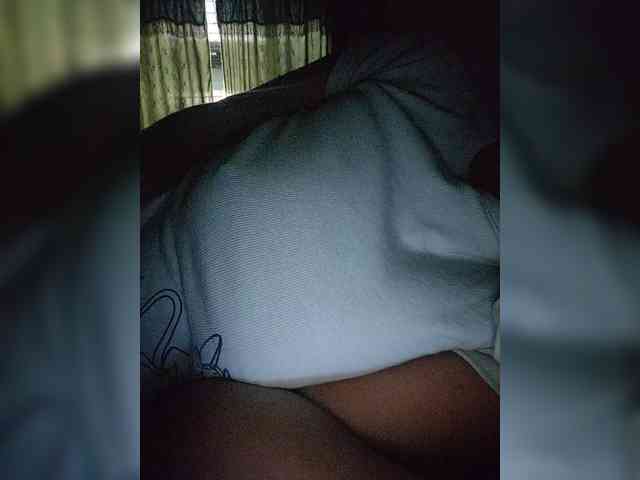 NinaBelluschi webcam