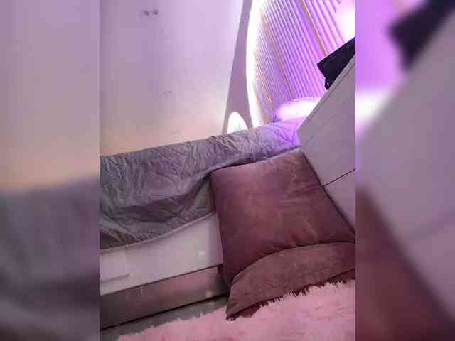 NinaBelluschi webcam