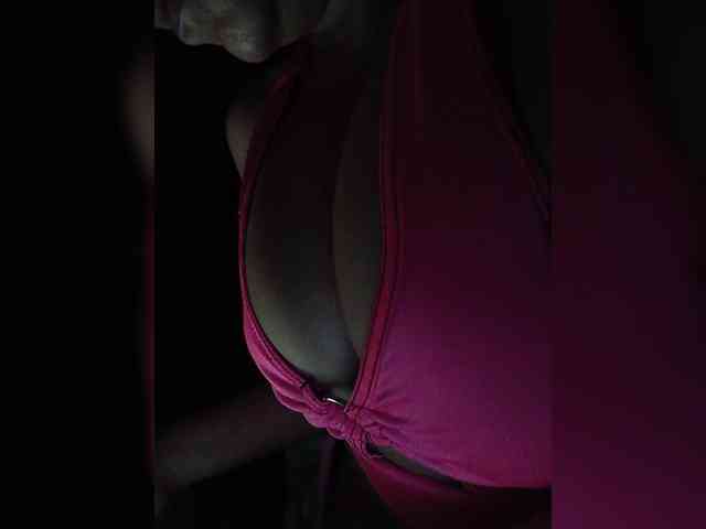 NinaBelluschi webcam