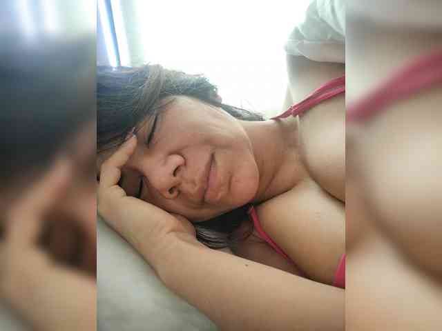 NinaBelluschi webcam