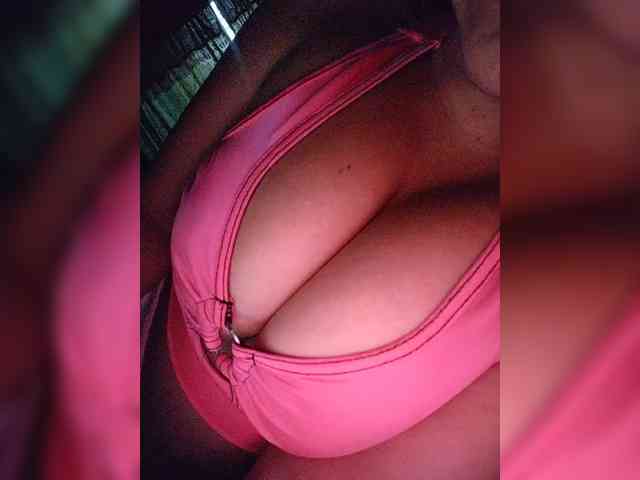 NinaBelluschi webcam