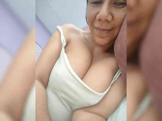 NinaBelluschi webcam