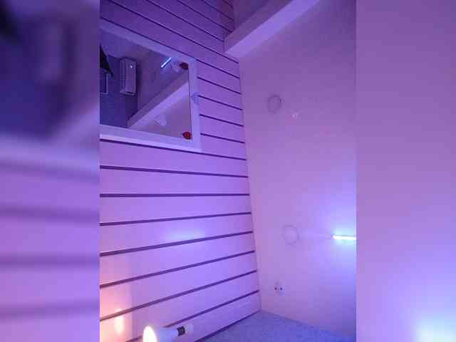 NinaBelluschi webcam