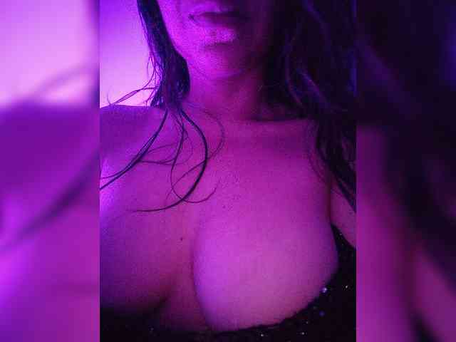 NinaBelluschi webcam