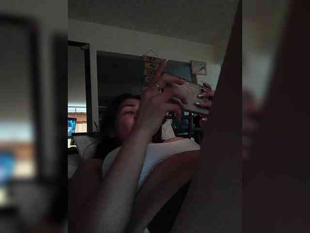 NinaBelluschi webcam