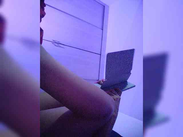 NinaBelluschi webcam