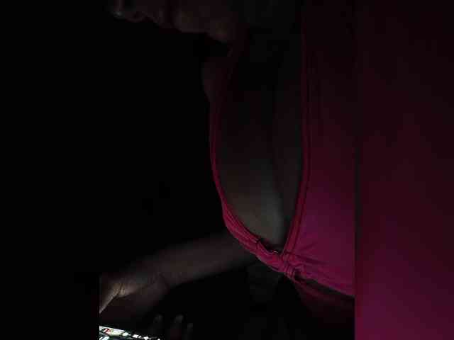 NinaBelluschi webcam