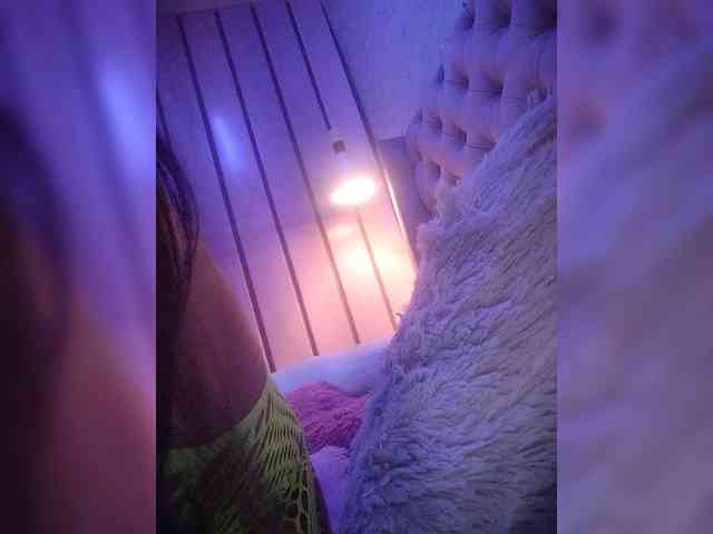 NinaBelluschi webcam