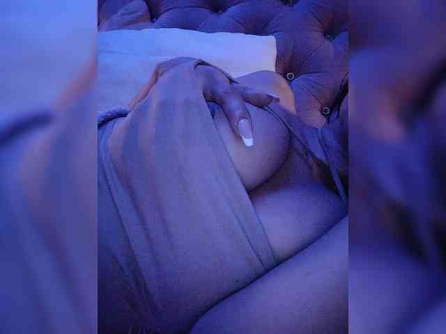 NinaBelluschi webcam