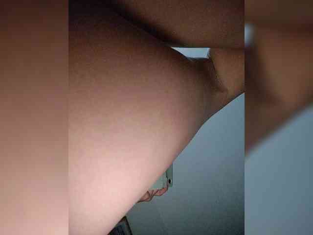 NinaBelluschi webcam