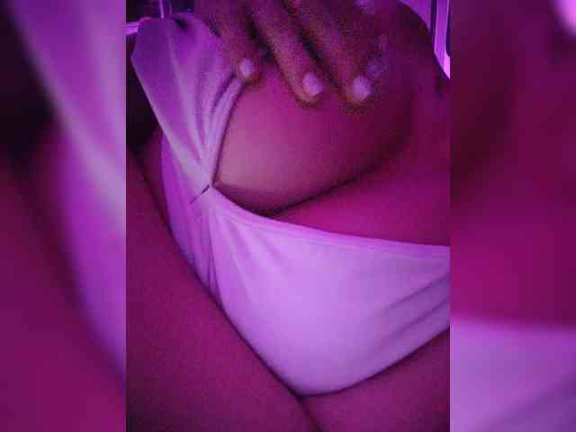 NinaBelluschi webcam