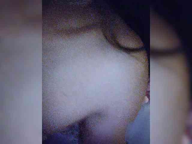 Модель: NinaBelluschi