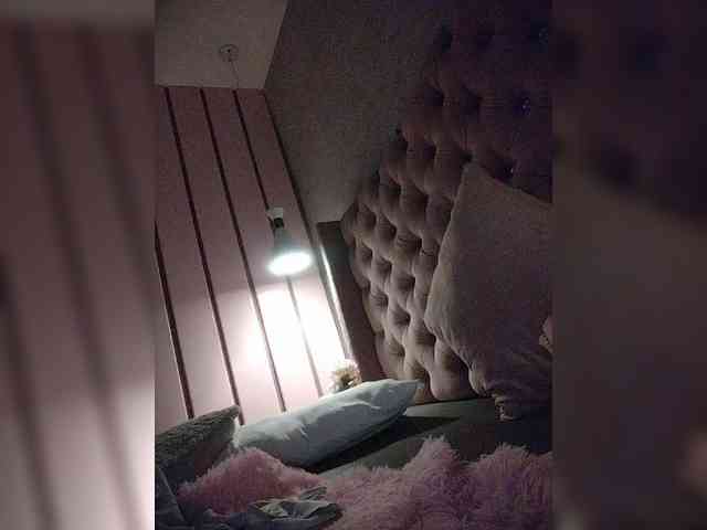 NinaBelluschi webcam