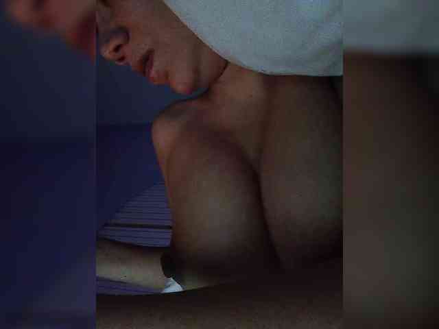 NinaBelluschi webcam