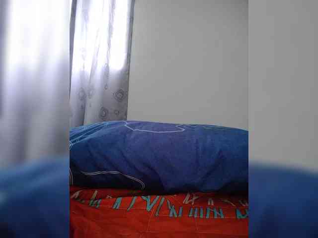 NinaBelluschi webcam