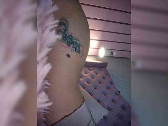 NinaBelluschi webcam