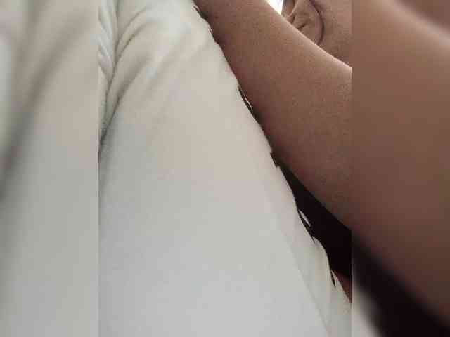 NinaBelluschi webcam