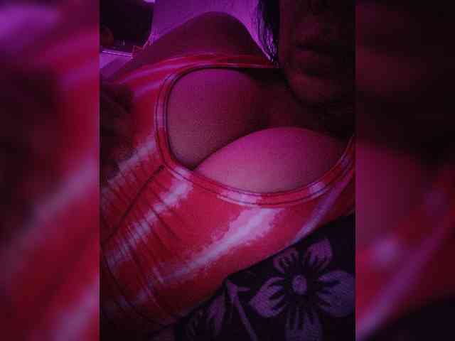 NinaBelluschi webcam