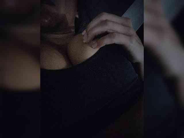 NinaBelluschi webcam