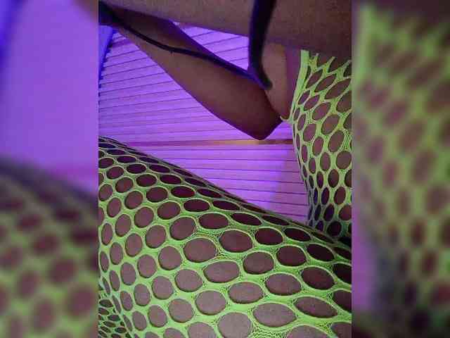 NinaBelluschi webcam