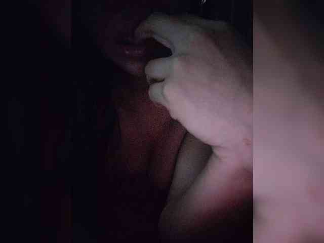NinaBelluschi webcam
