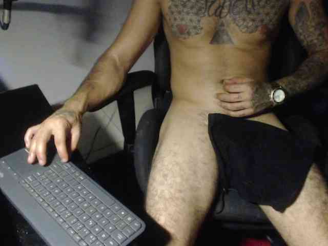 CRIXXO7's Sexcam