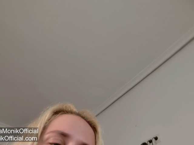 MonikAnna live cam on BongaCams