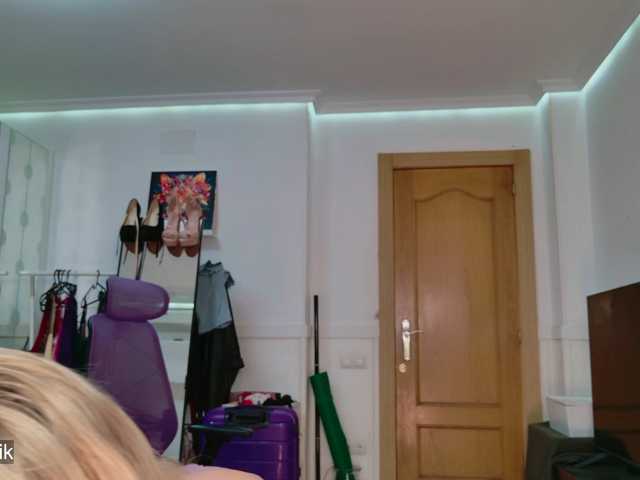 Live трансляция Anna_Monik - slutnetki.online
