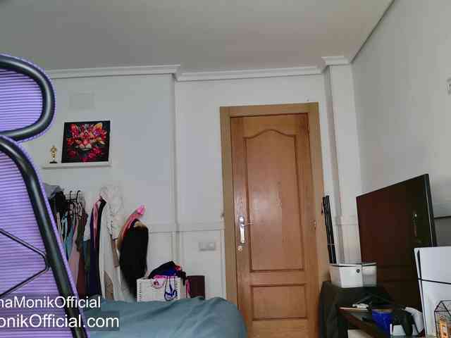 Anna_Monik webcam
