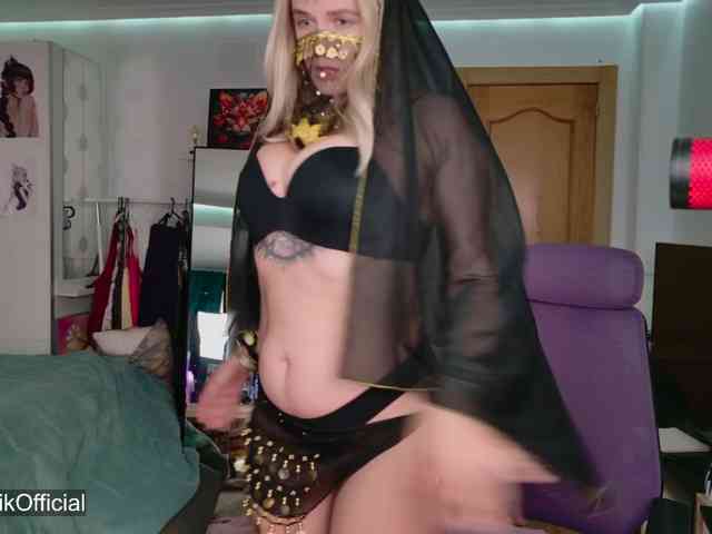 Anna_Monik webcam